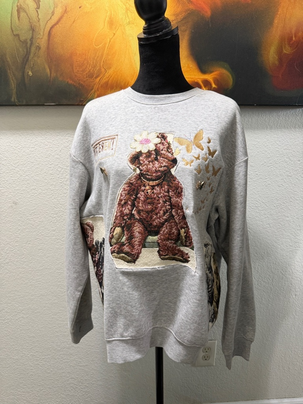 Gray Teddy tapestry Graphic Crewneck Sweater